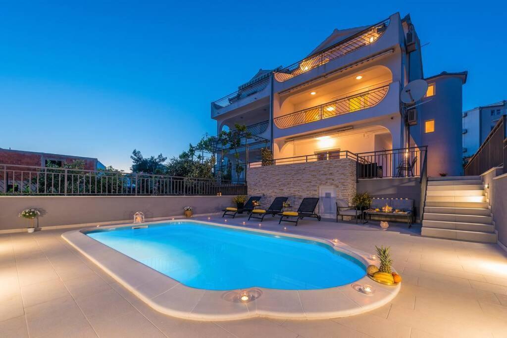 Villa Seaview With Pool - Apartment Cotton Trogir Exterior foto